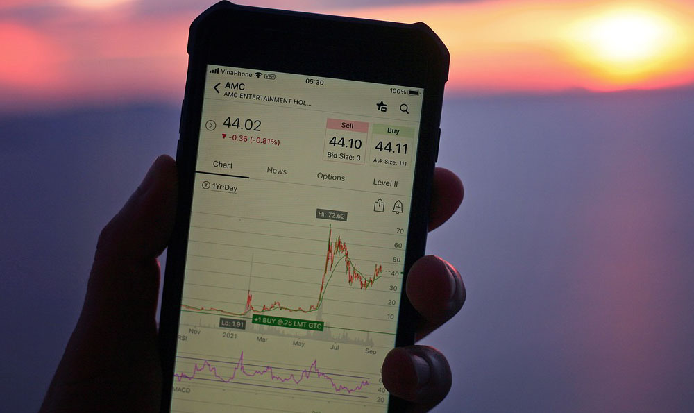 What Does an Investment Bank Do, and Why Does It Matter?
