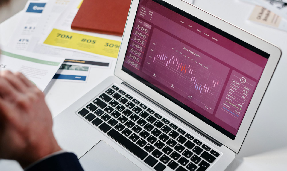 How Can Women Make Money Online Fast? What Are the Best Options?
