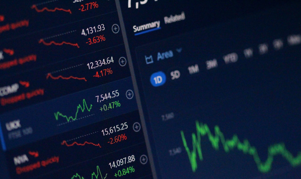 Upbit Wallet Theft: Was It an Inside Job? Who's Responsible?