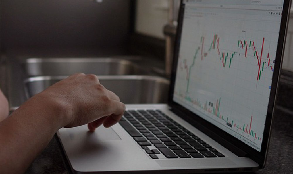 ETFs: How to Invest and Are They Right for You?