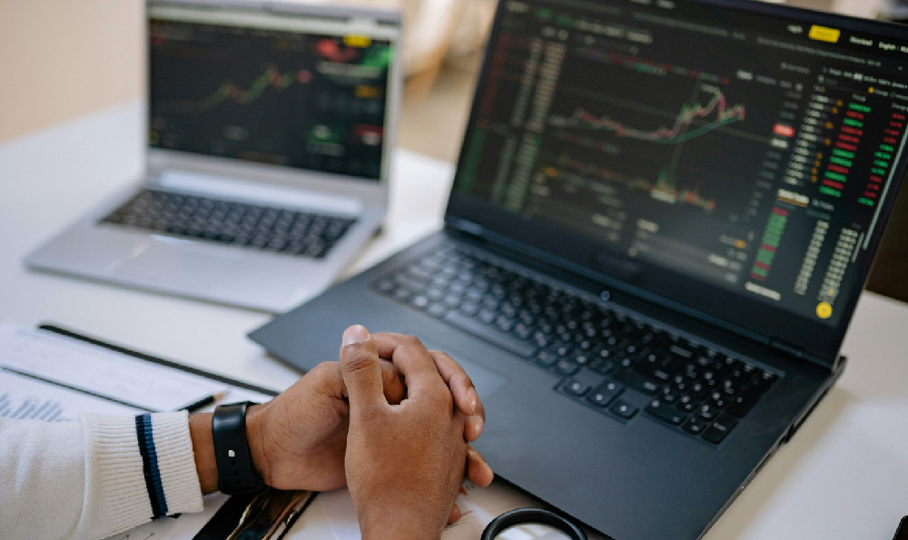 Selling Life Insurance: Can You Really Make Money & How?
