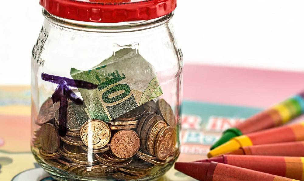 How Much Does a Laundromat Earn? What's Its Profit Margin?
